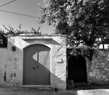 The Archway, Mediterranean Courtyard — photograph by Randall Polito