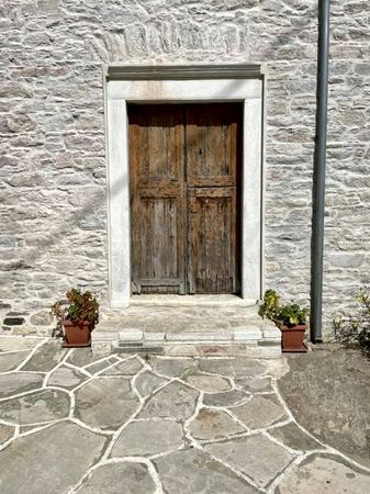 The Wooden Door, Island Wall — photograph by Randall Polito