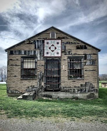 The Stone House, Quilt Block — photograph by Randall Polito