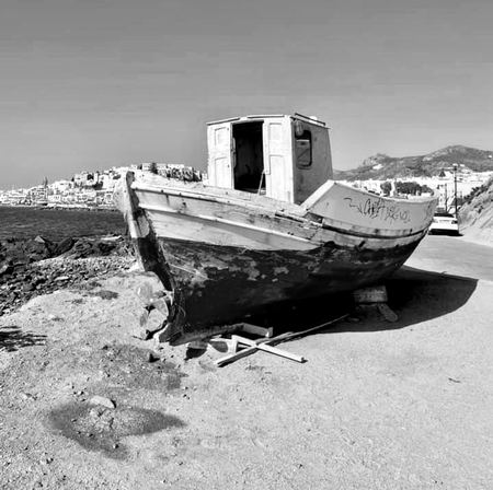 The Old Boat, Monochrome — photograph by Randy Polito