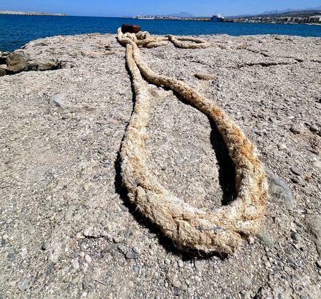 The Rope Knot, Stone Ground — photograph by Randy Polito