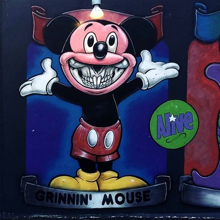 Grinnin' Mouse, Mural — photograph by Randall Polito